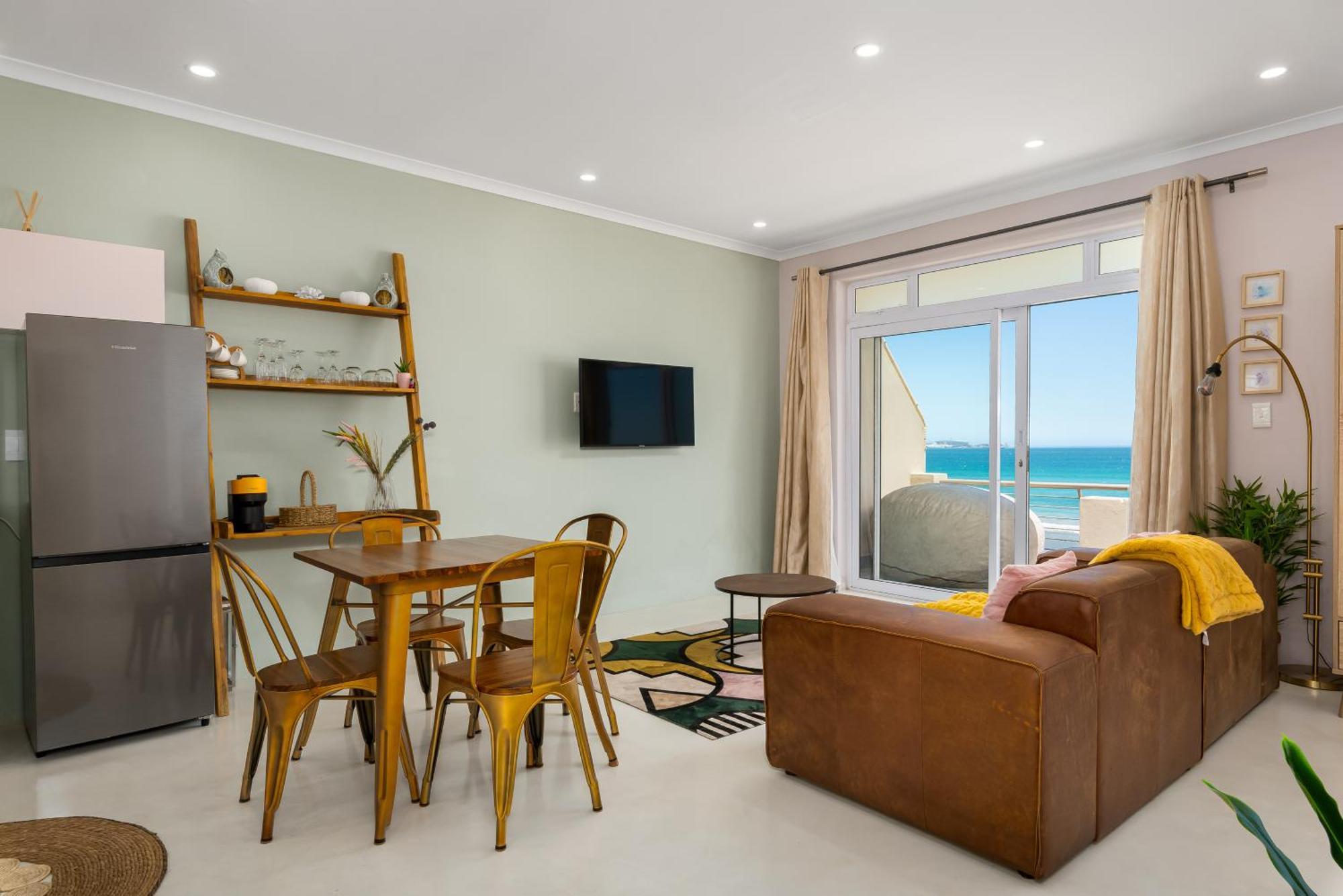 Apartment 323 Leisure Bay